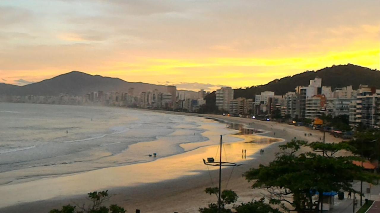 Apartamento De Cobertura Frente Para O Mar Itapema Kültér fotó