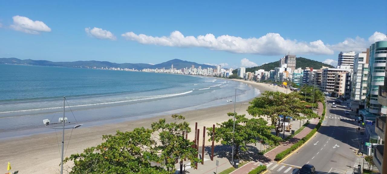 Apartamento De Cobertura Frente Para O Mar Itapema Kültér fotó