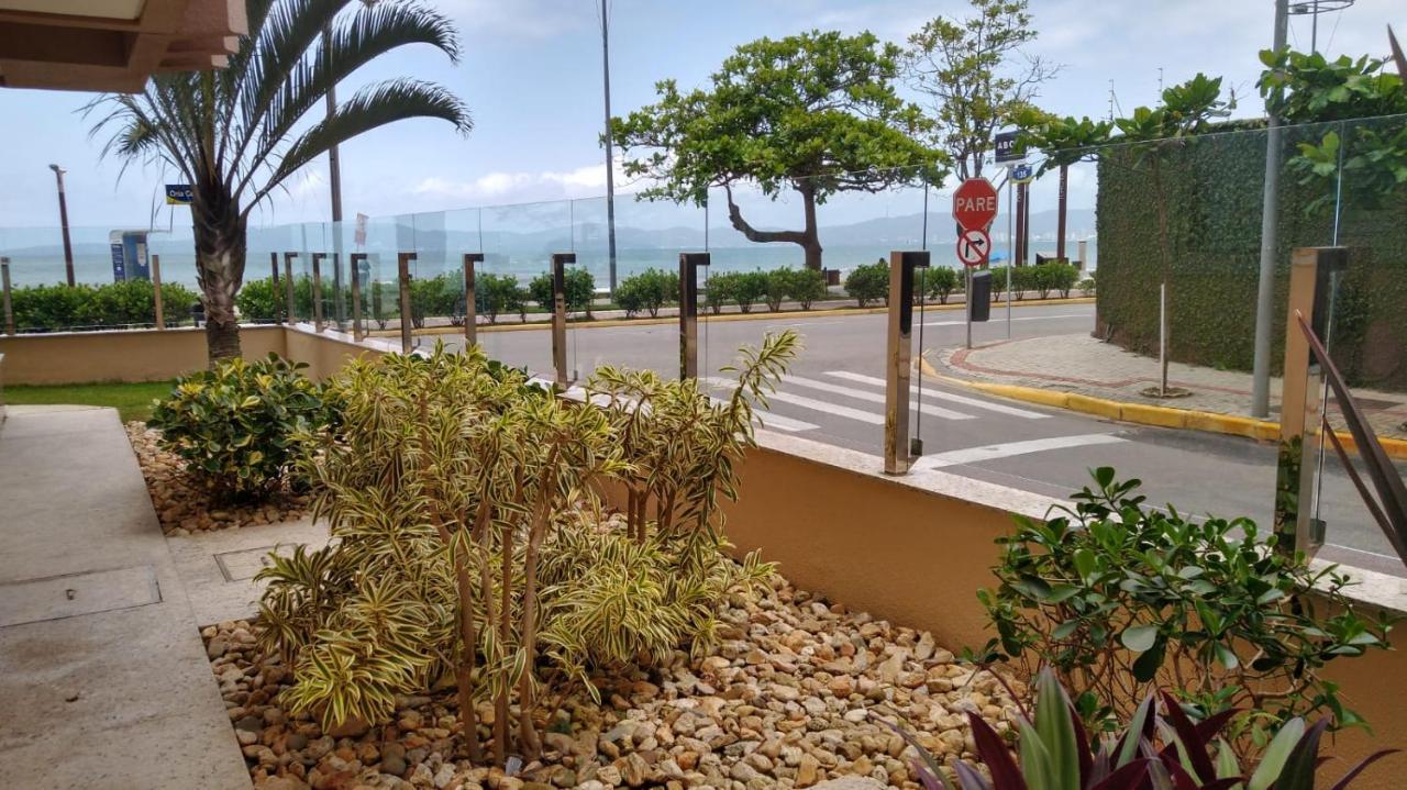 Apartamento De Cobertura Frente Para O Mar Itapema Kültér fotó